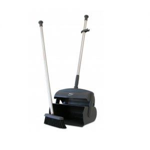 Vikan Dustpan Set Closed with Broom and Squeegee